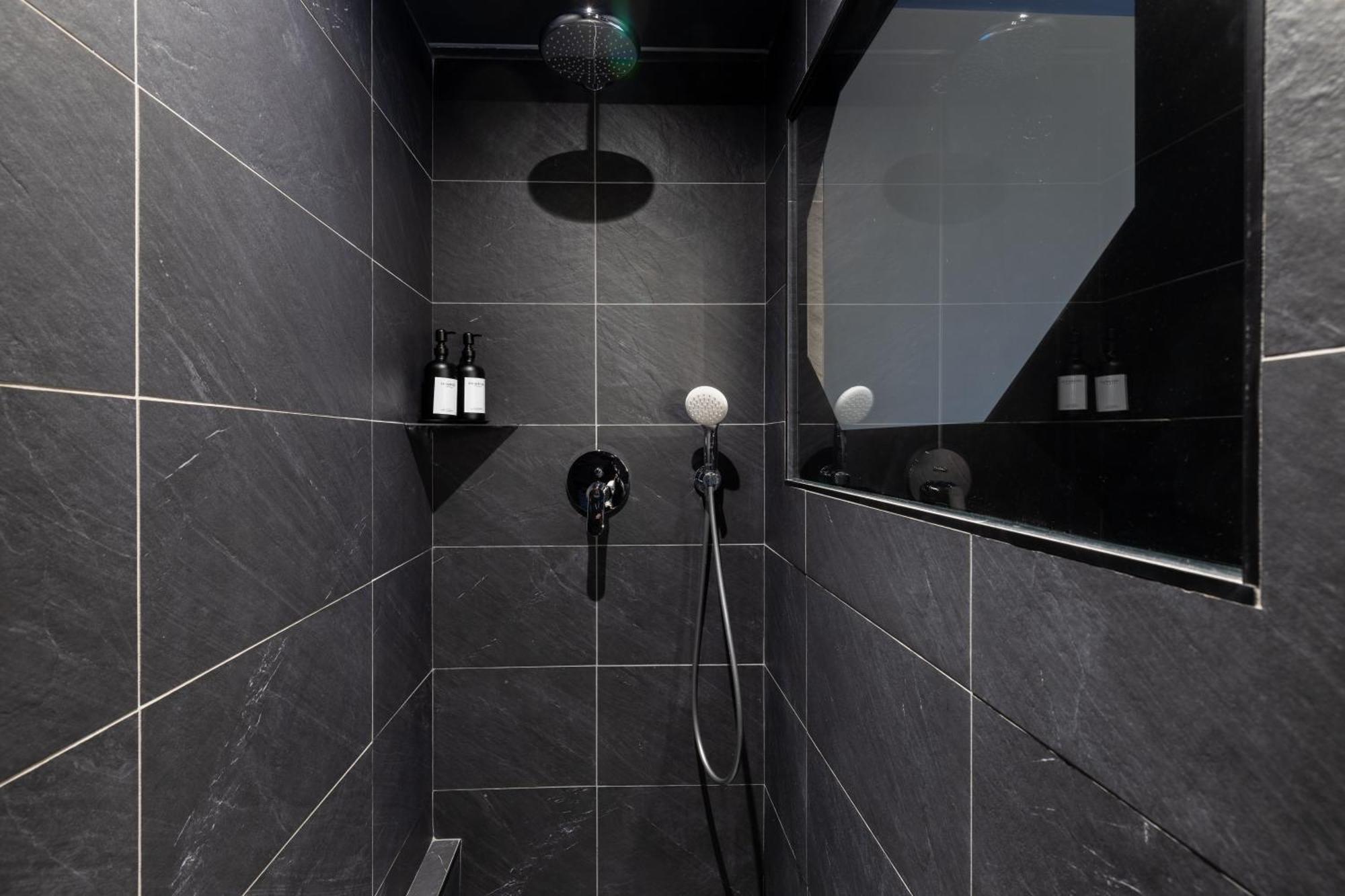 Galaxy La Tete Dans Les Etoiles Apartment Riom Ngoại thất bức ảnh