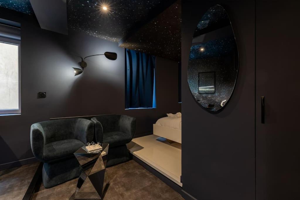 Galaxy La Tete Dans Les Etoiles Apartment Riom Ngoại thất bức ảnh